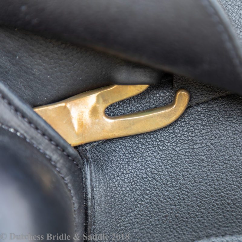 Veritas Novus dressage saddle stirrup bar