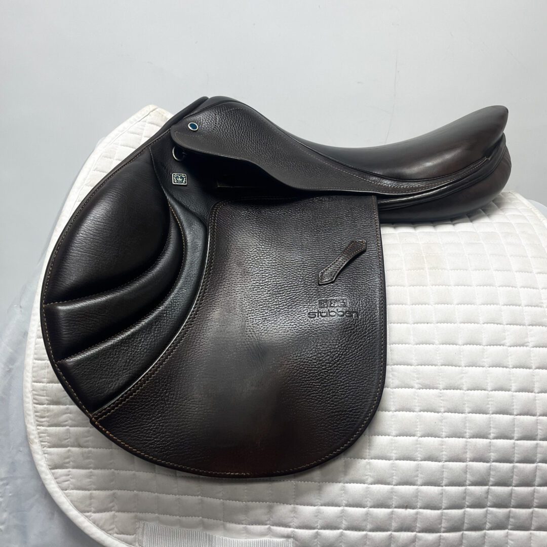 *REDUCED!!!* Stubben 17" MW Portos Jump Saddle 1056