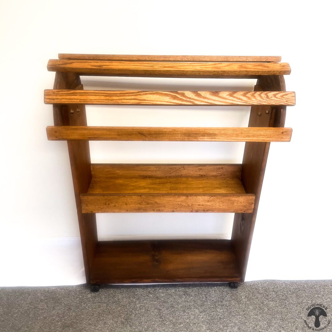 Wooden-Stand-Profile